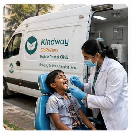 Mobile dental clinic vehicle